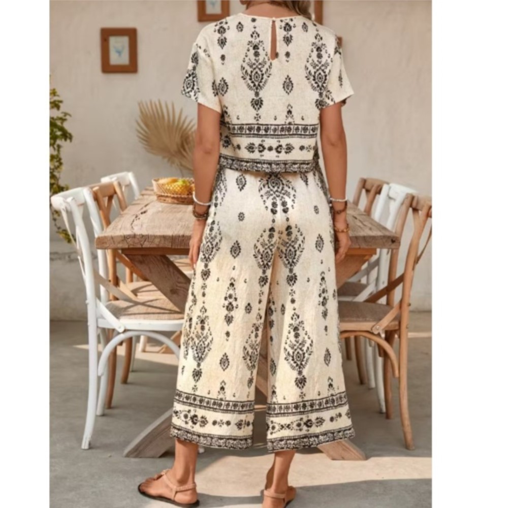 Modny etniczny retro komplet d – New Ethnic Fashion recenzja i cena